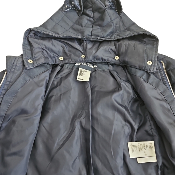 H&M Kids Quilted Bomber Jacket Size 4-5 Navy Blue w/ Sparkle Ears - Picture 6 of 6